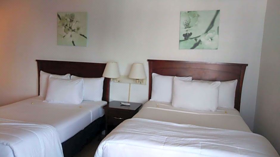 Photo of Bedroom in Mid Beach