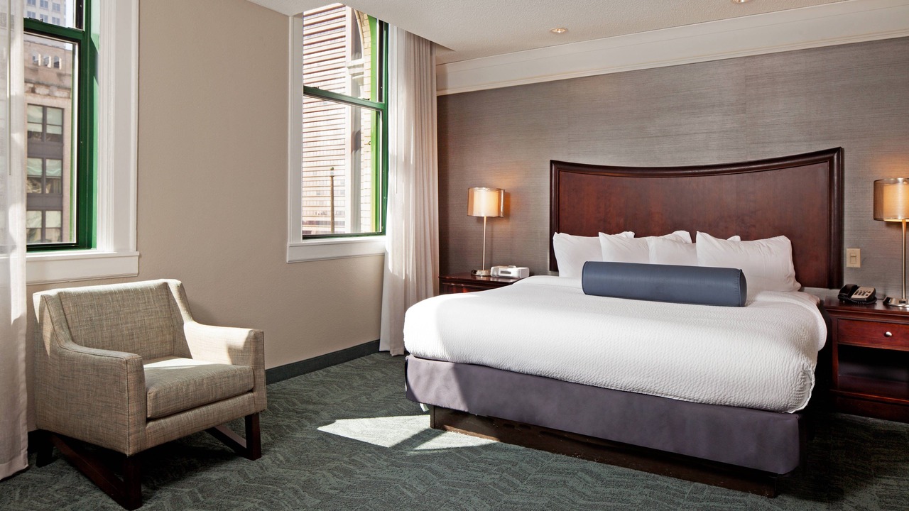 Photo of Bedroom in Downtown Baltimore