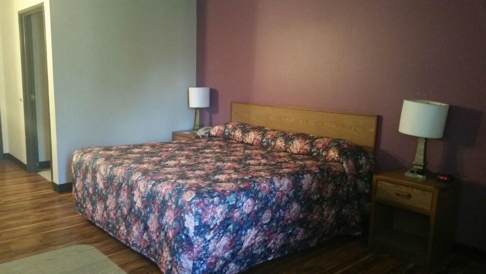 Photo of Bedroom in Orange