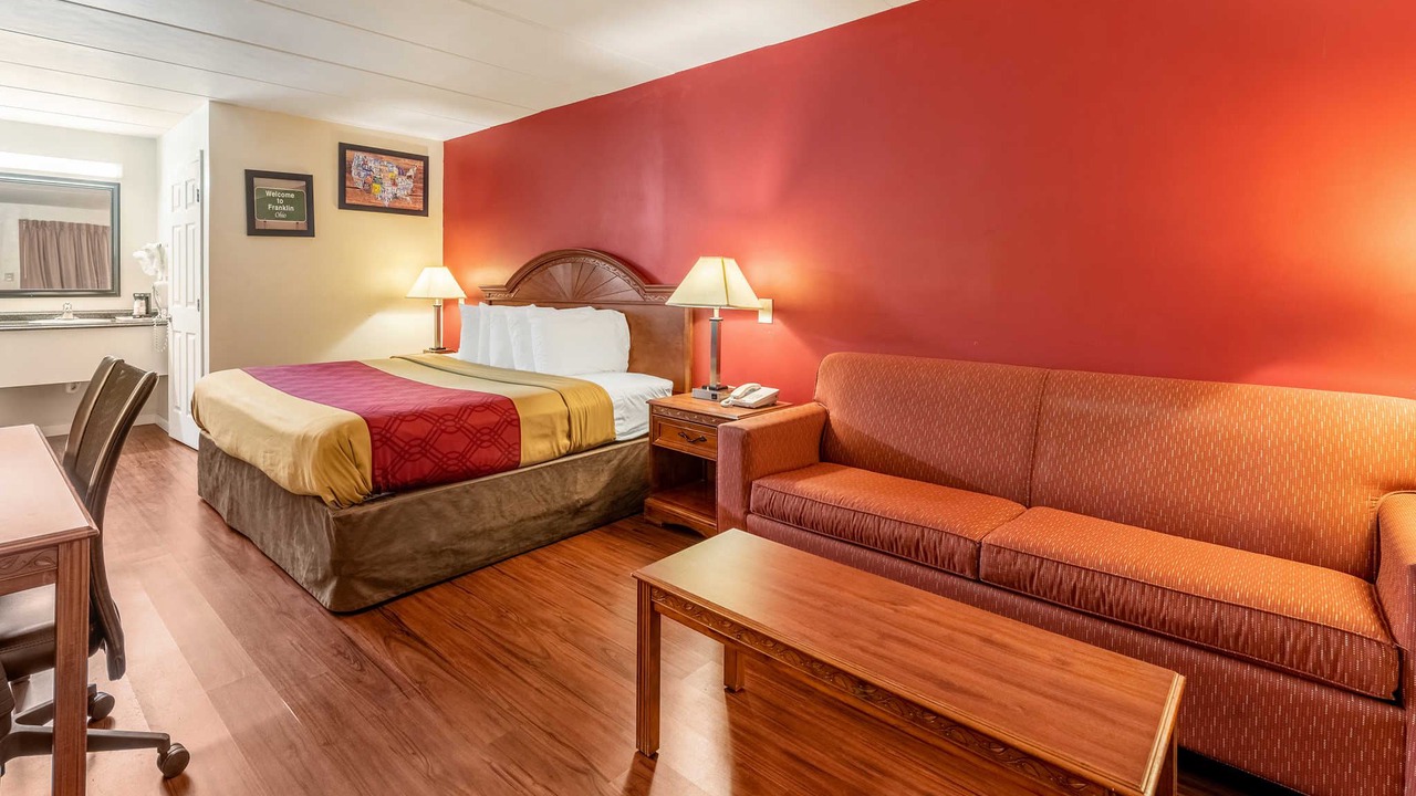 Photo of Livingroom in Franklin