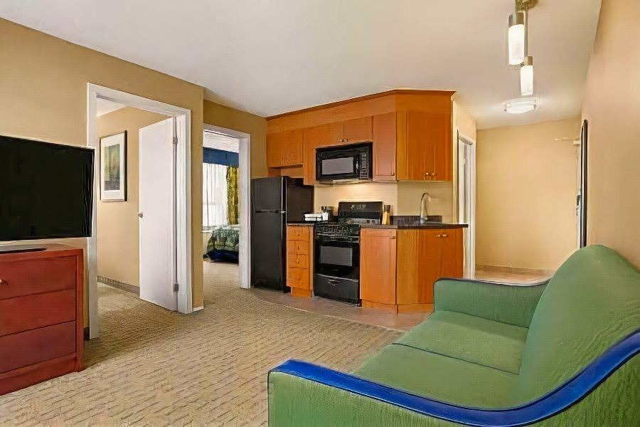 Photo of Livingroom in Durham Region