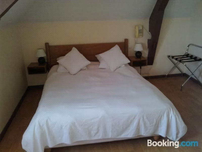 Photo of Bedroom in Notre Dame de la Garenne