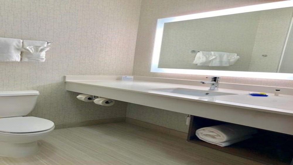 Photo of Bathroom in Mount Pleasant