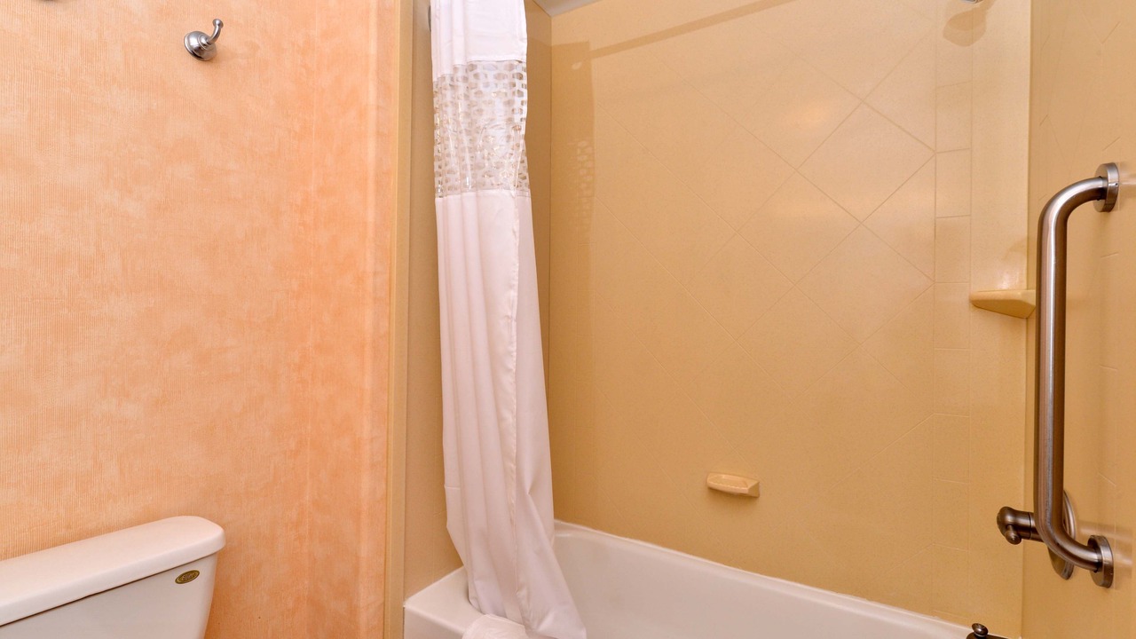 Photo of Bathroom in Grand Island