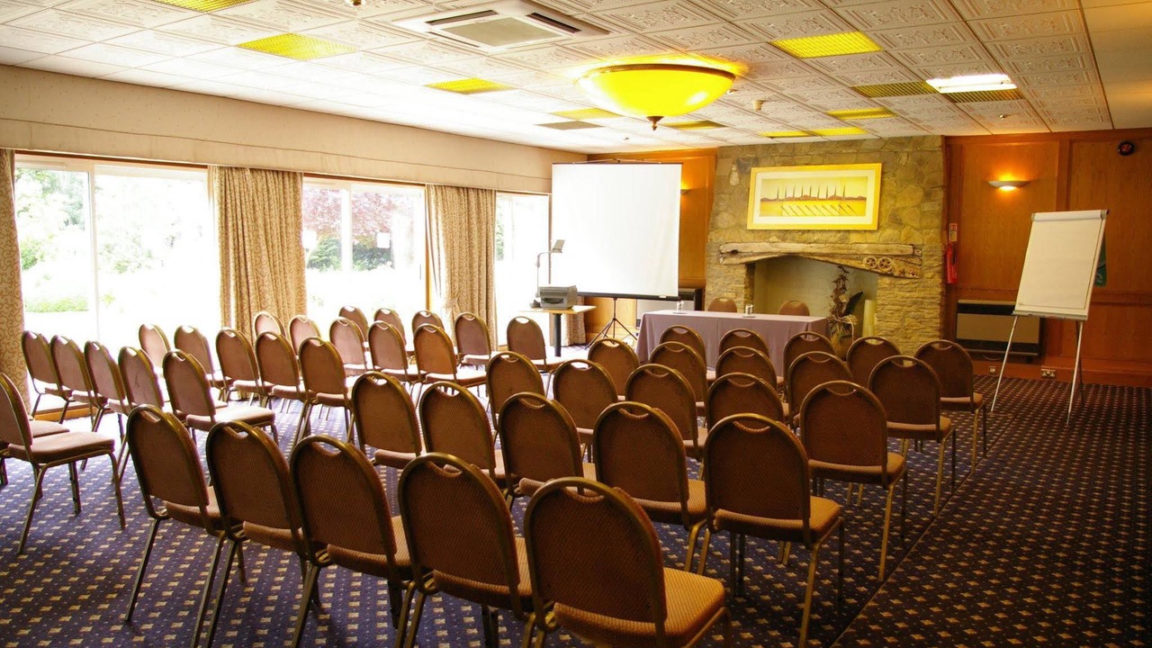 Photo of Livingroom in Alton