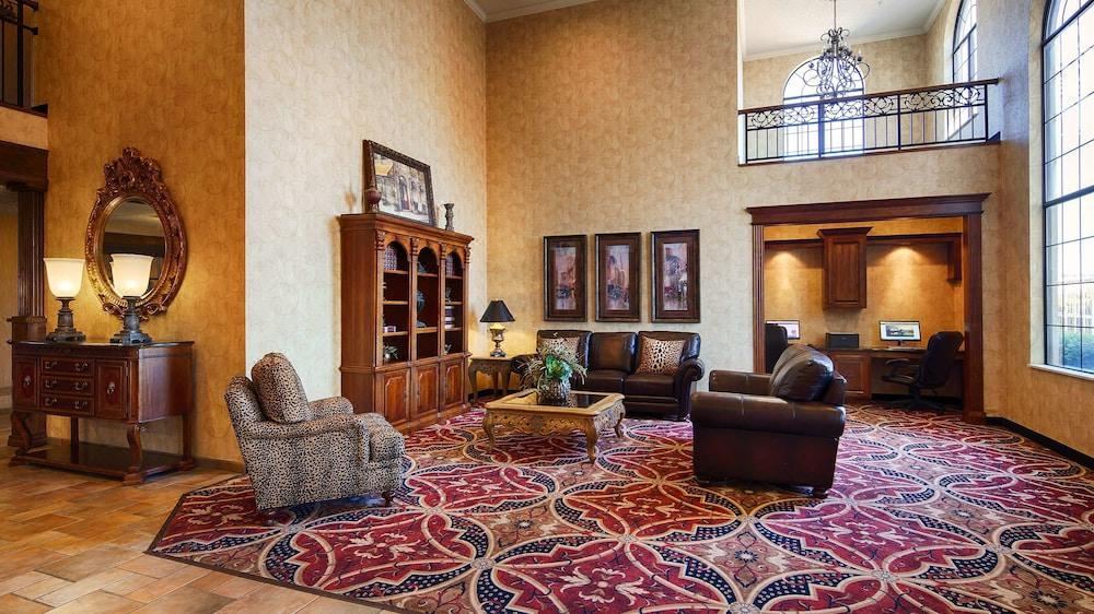 Photo of Livingroom in Tyler