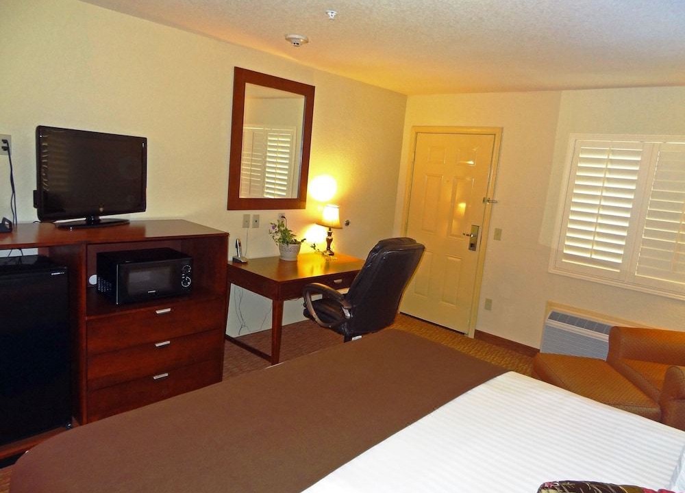 Photo of Others in Kenedy