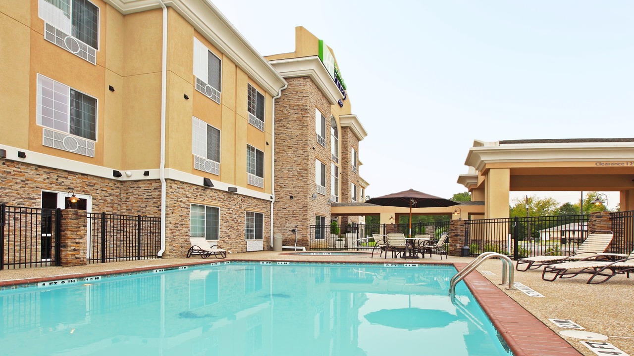 Photo of Outdoor in Carthage