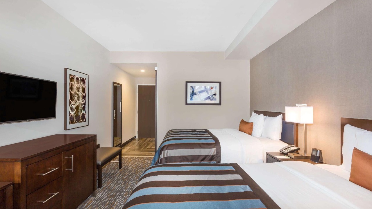 Photo of Bedroom in Doral