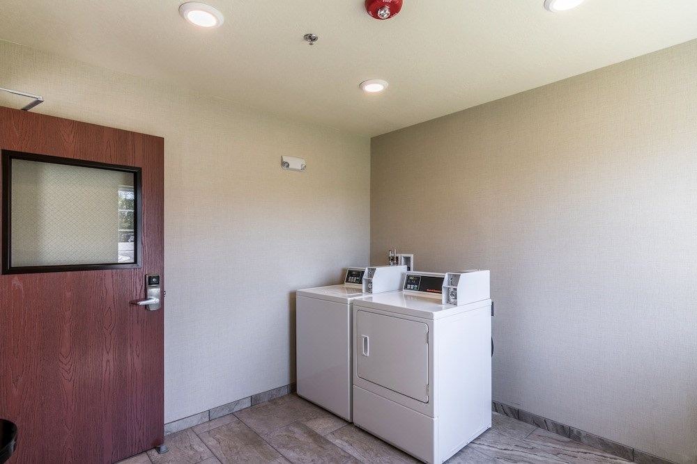 Photo of Others in Barron