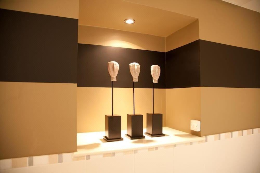 Photo of Others in Melrose