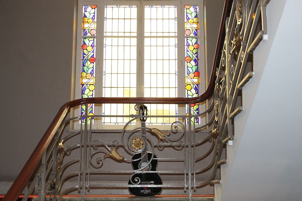 Photo of Others in 2nd Arrondissement