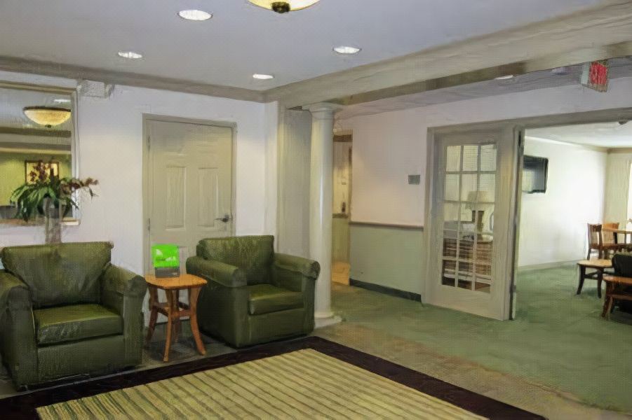 Photo of Livingroom in Silver Lake