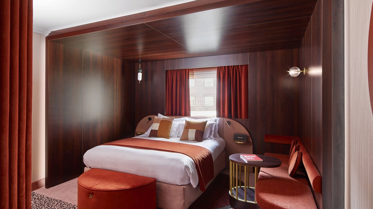 Photo of Bedroom in Puteaux