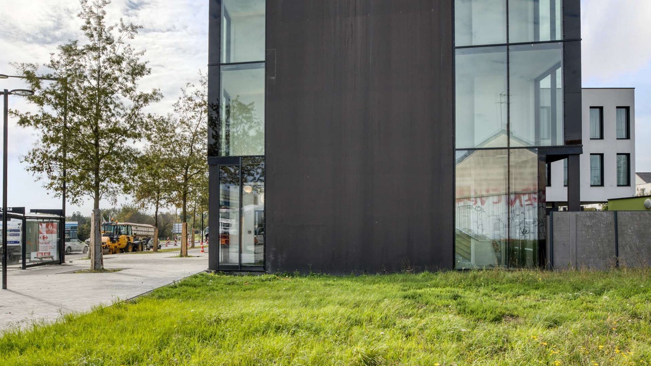 Photo of Buildings in Saint-Jacques-de-la-Lande