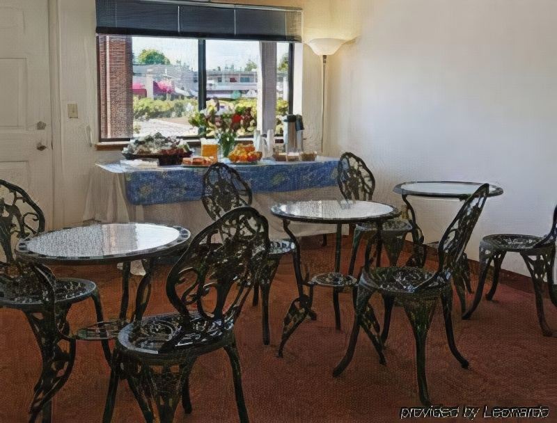 Photo of Livingroom in Edmonds