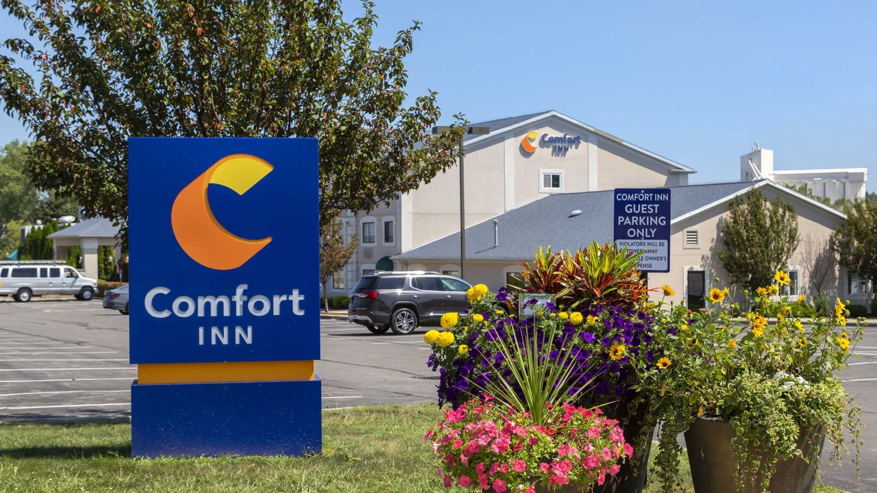 Photo of Buildings in Huron
