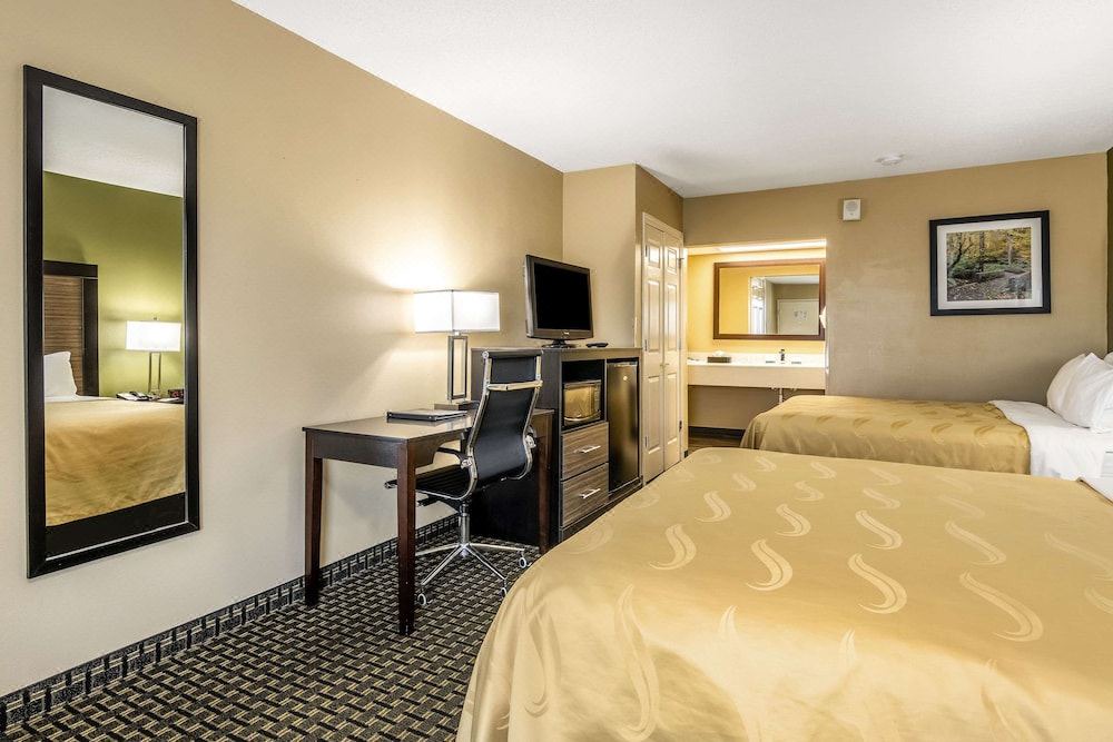 Photo of Bedroom in Perry