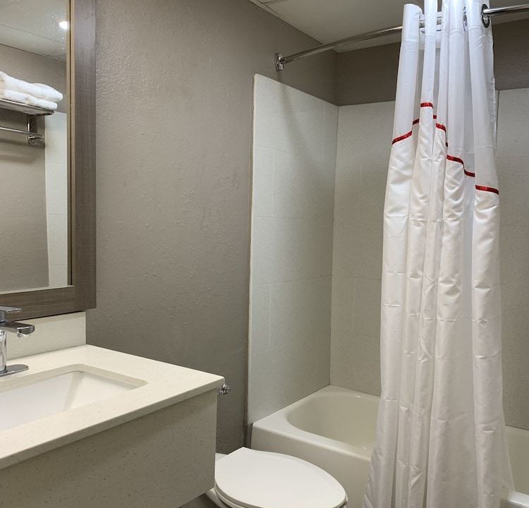 Photo of Bathroom in Niagara Falls
