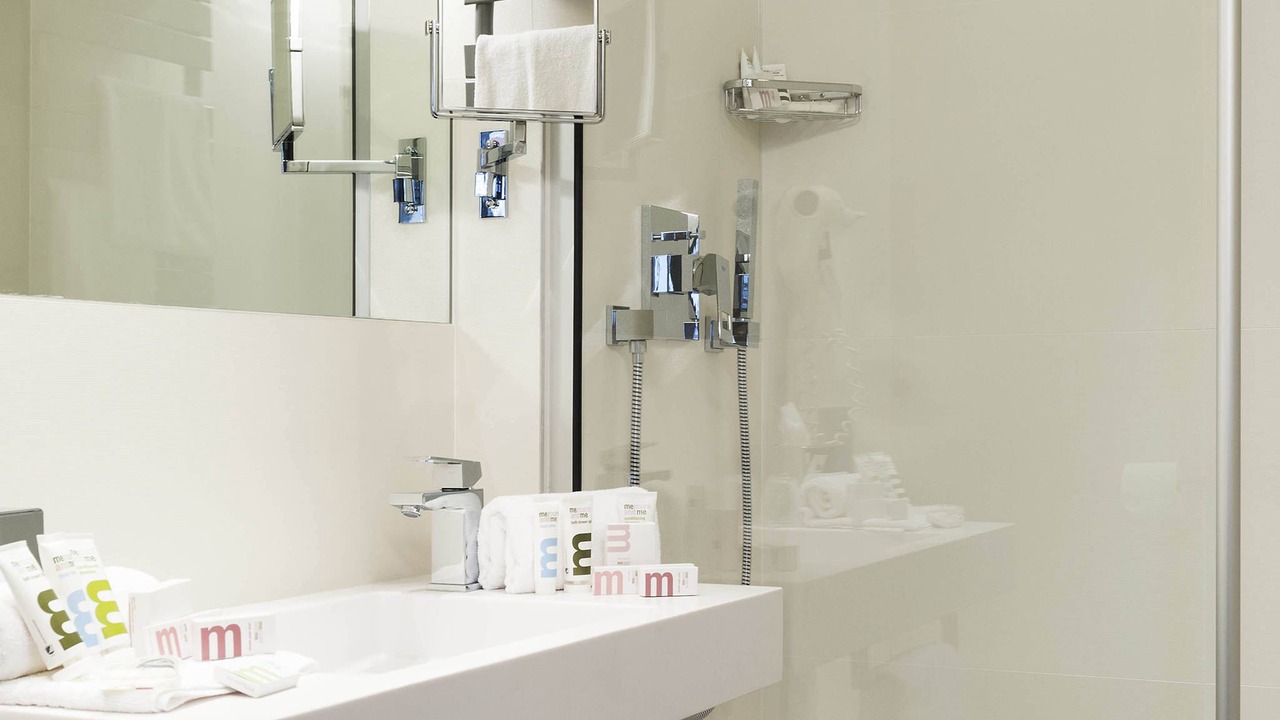 Photo of Bathroom in 13th Arrondissement