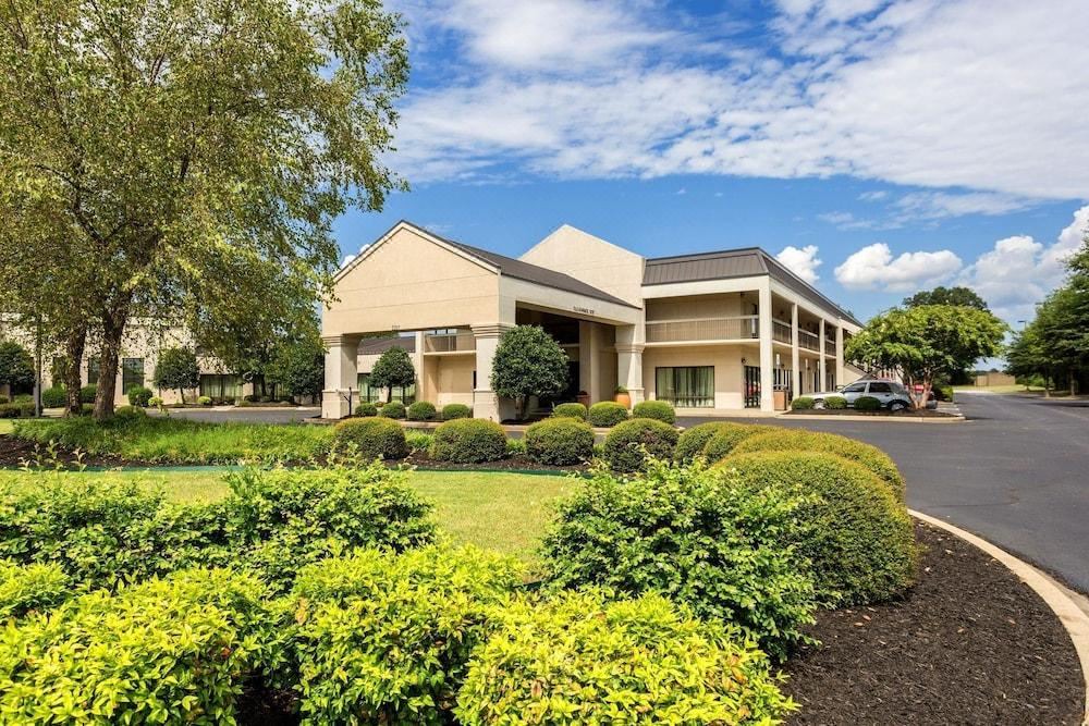 Photo of Buildings in Union City
