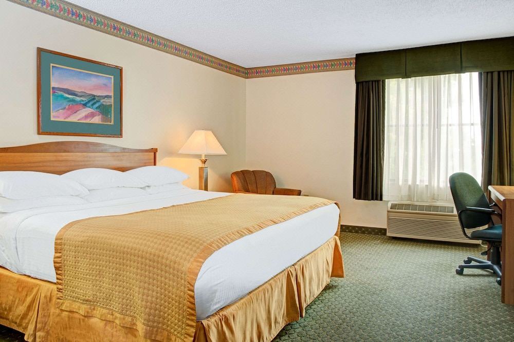 Photo of Bedroom in Conroe