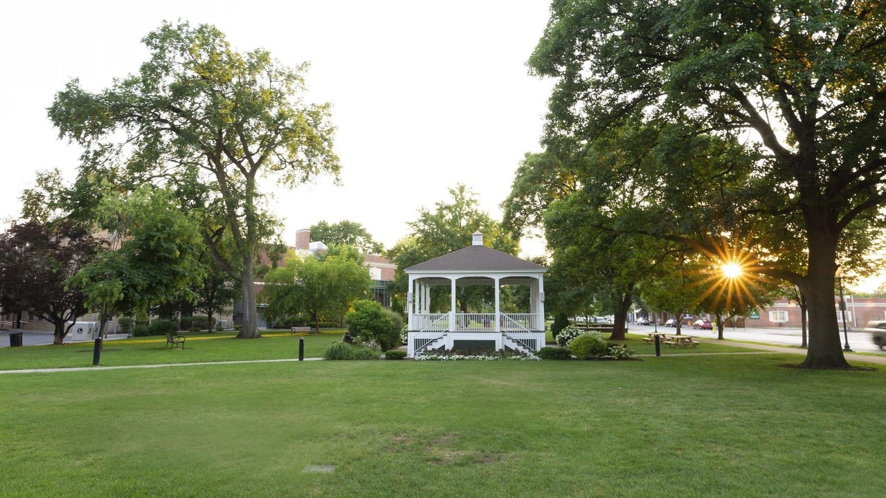 Photo of Buildings in Glens Falls