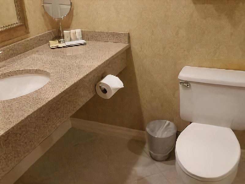 Photo of Bathroom in University Circle