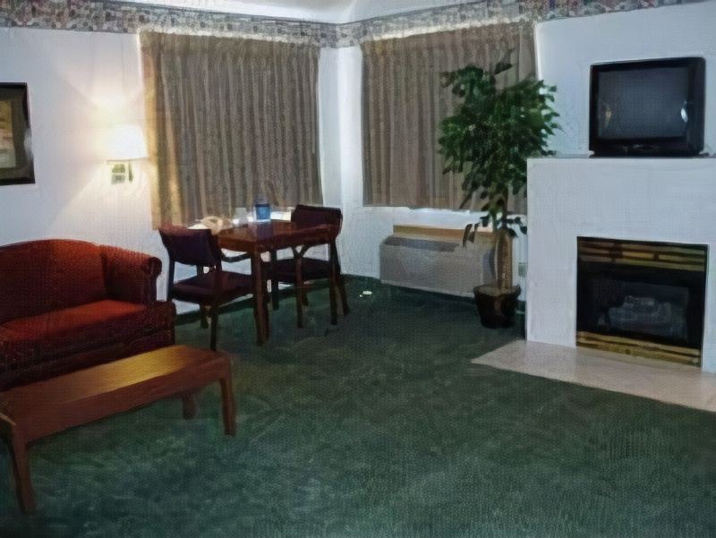 Photo of Livingroom in Greeley