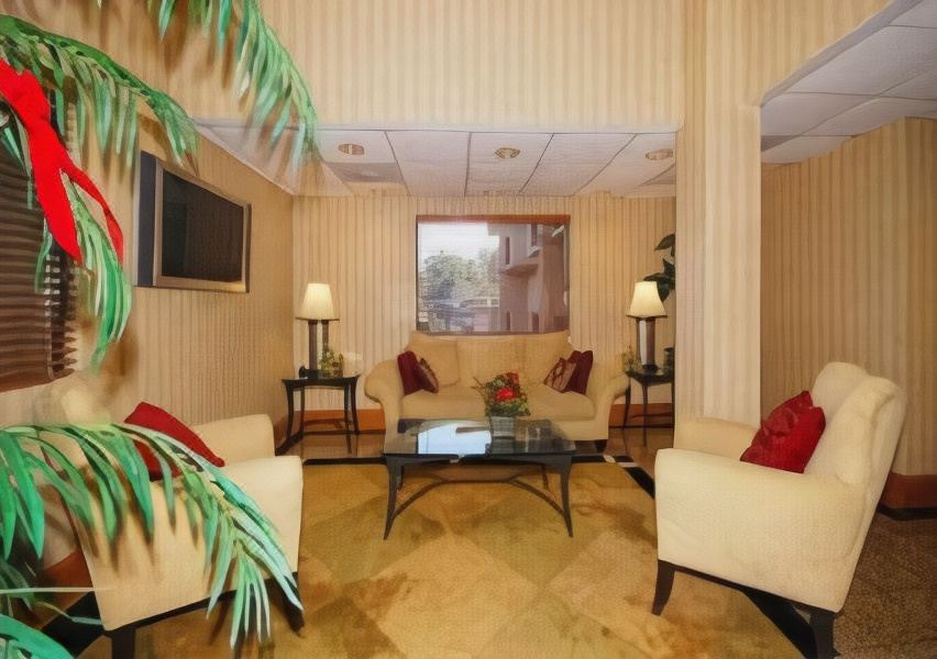 Photo of Livingroom in Sandy Springs