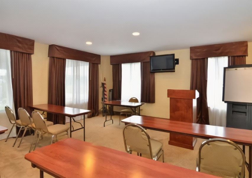 Photo of Livingroom in Fox Valley