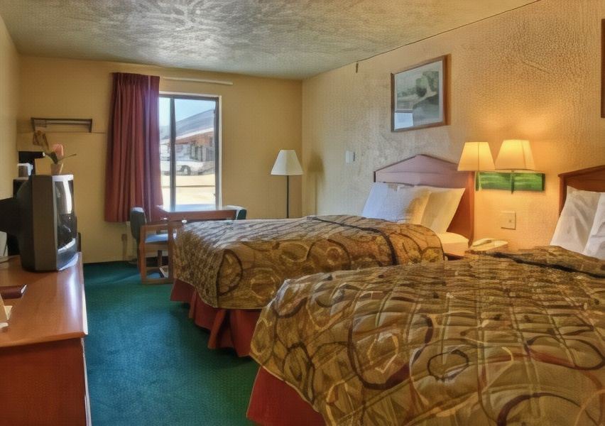 Photo of Bedroom in Lansing