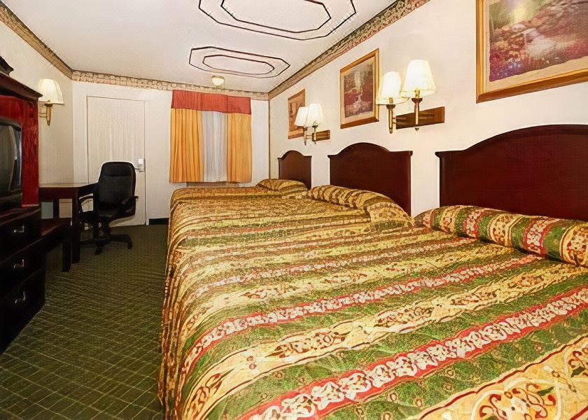 Photo of Bedroom in Three Rivers