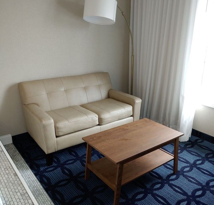 Photo of Livingroom in Hannibal