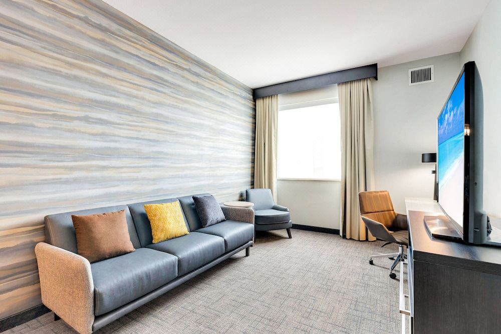 Photo of Livingroom in Central City