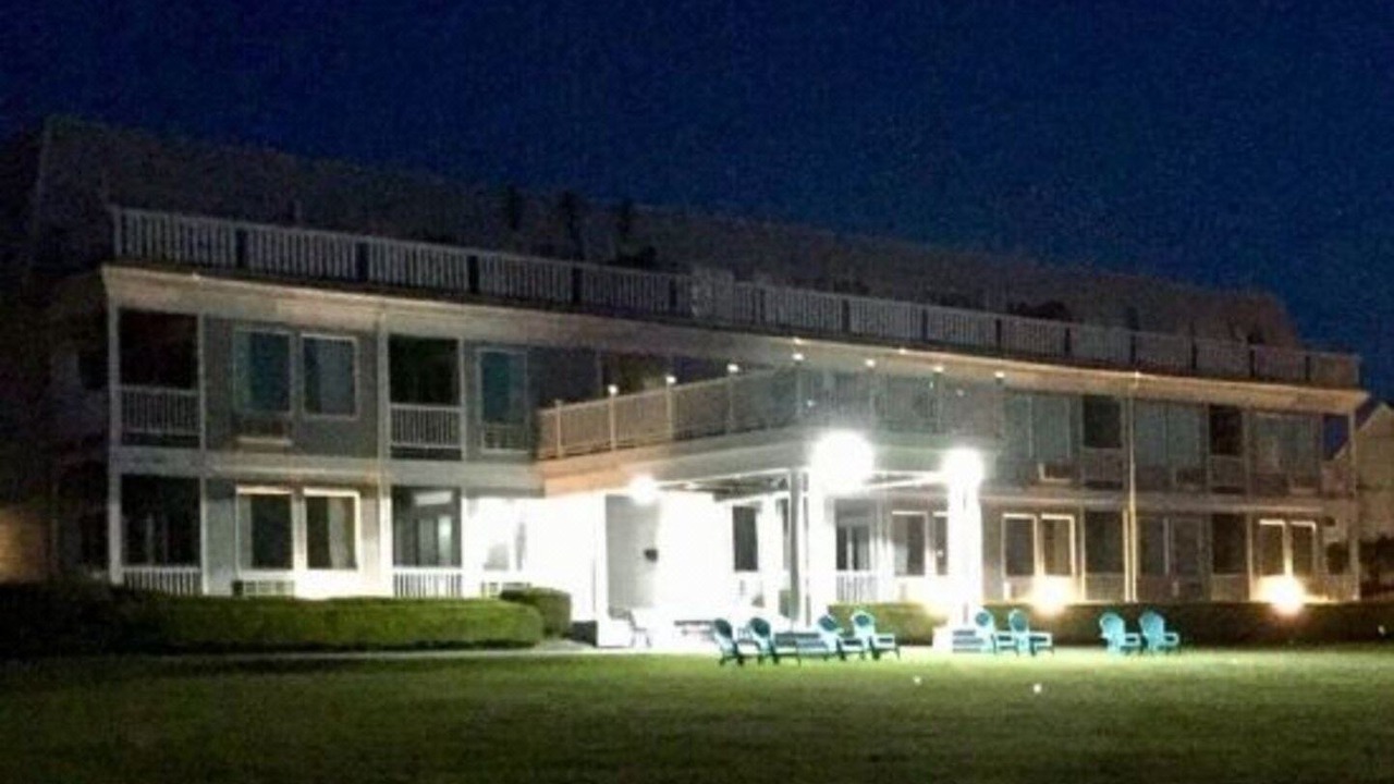 Photo of Buildings in Narragansett Pier