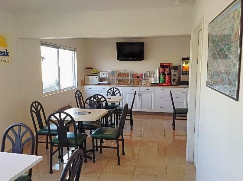 Photo of Livingroom in Oceanside