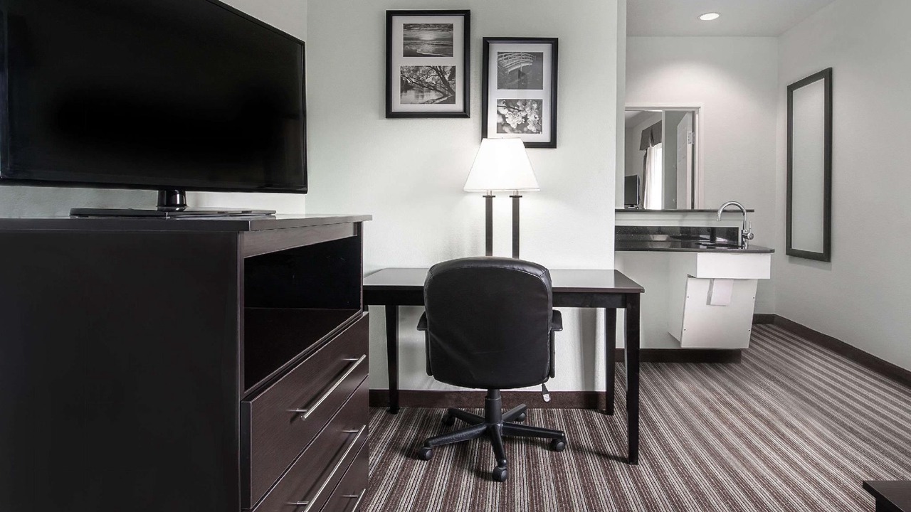 Photo of Livingroom in Northwest Dallas