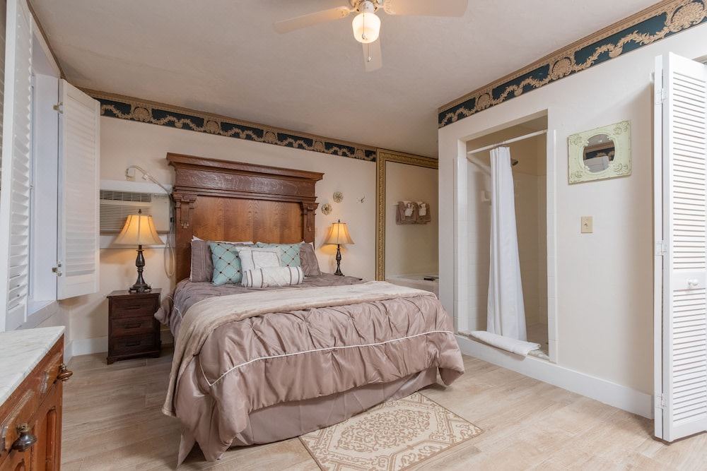 Photo of Bedroom in Micanopy