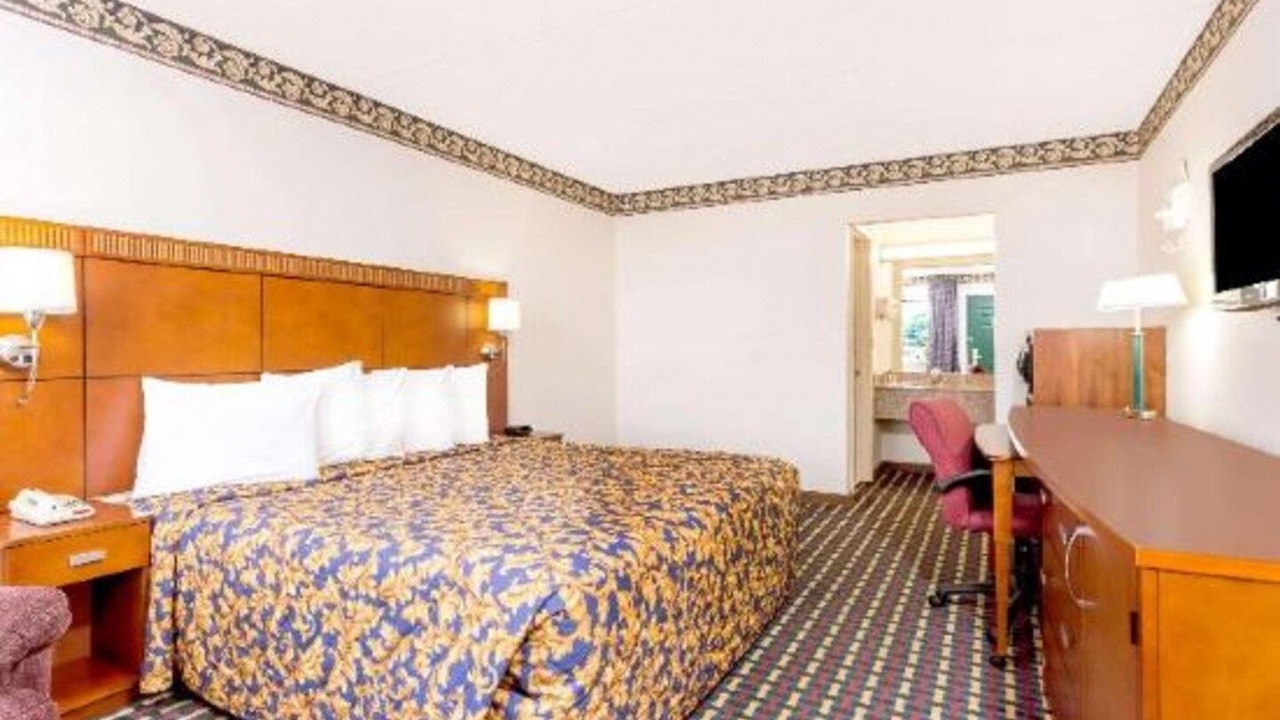 Photo of Others in Perry