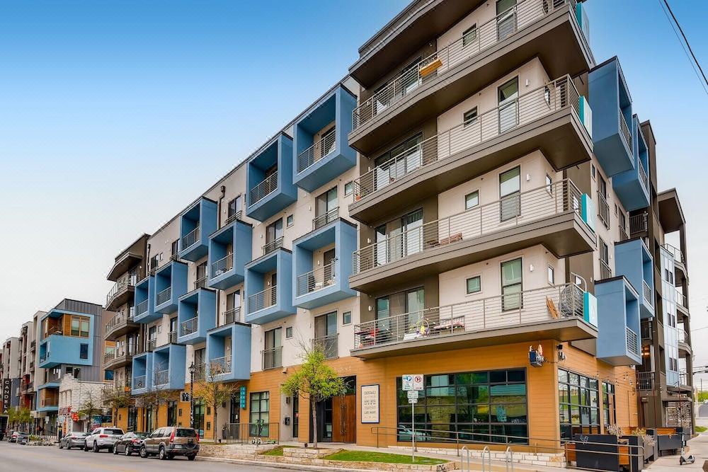 Photo of Buildings in East Cesar Chavez