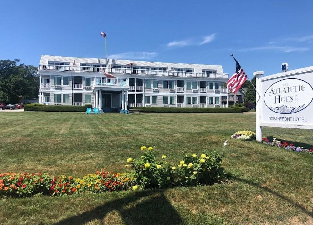 Photo of Buildings in Narragansett Pier