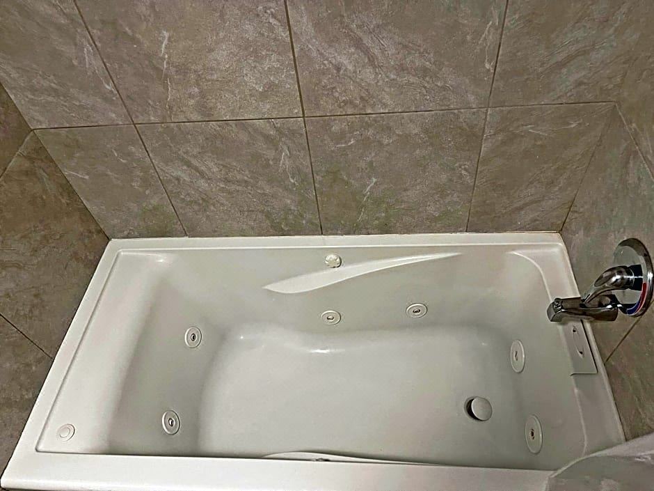 Photo of Bathroom in Willits