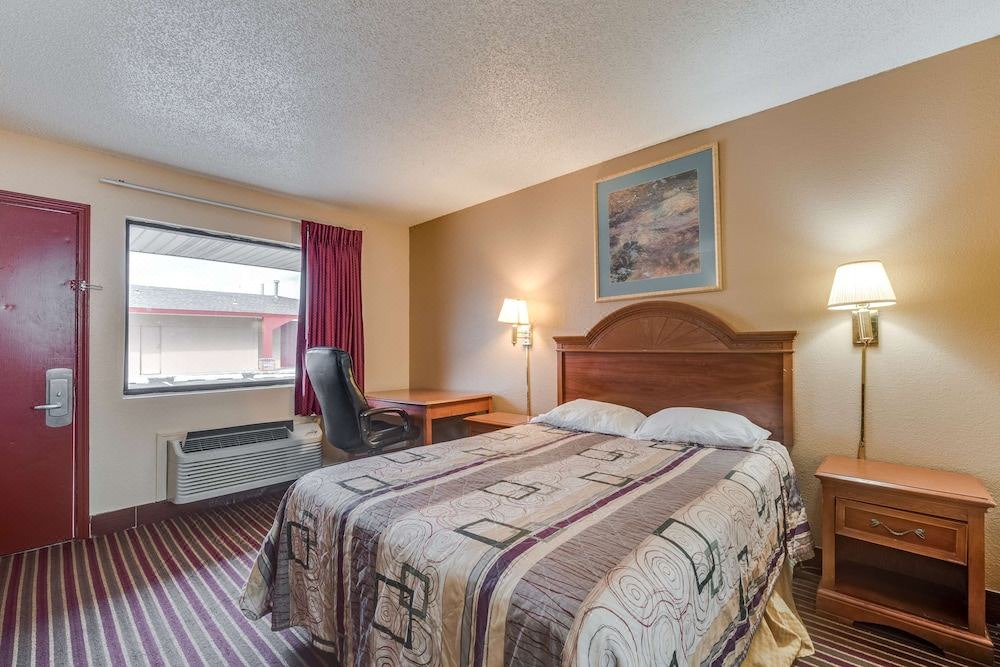 Photo of Bedroom in Midwest City