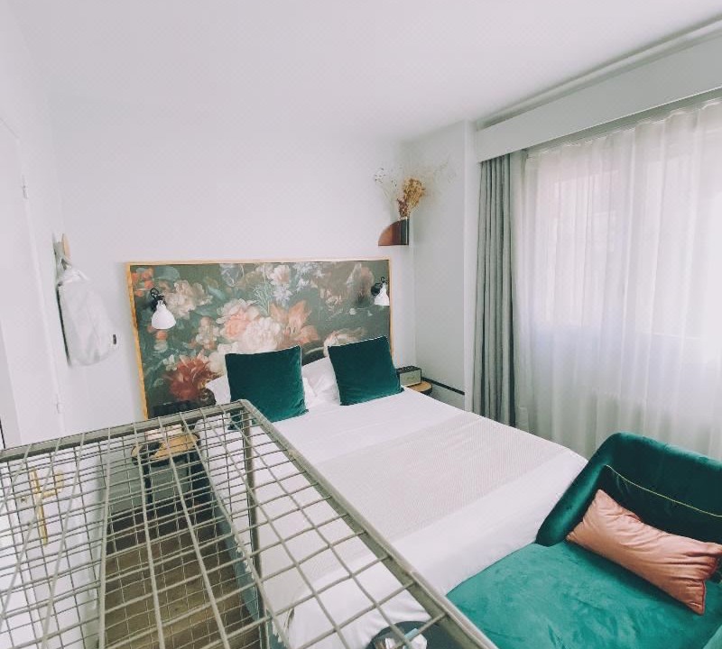 Photo of Bedroom in Jules Ferry - Recamier