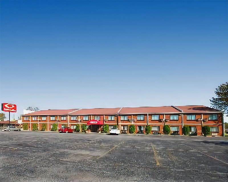 Photo of Buildings in Darien