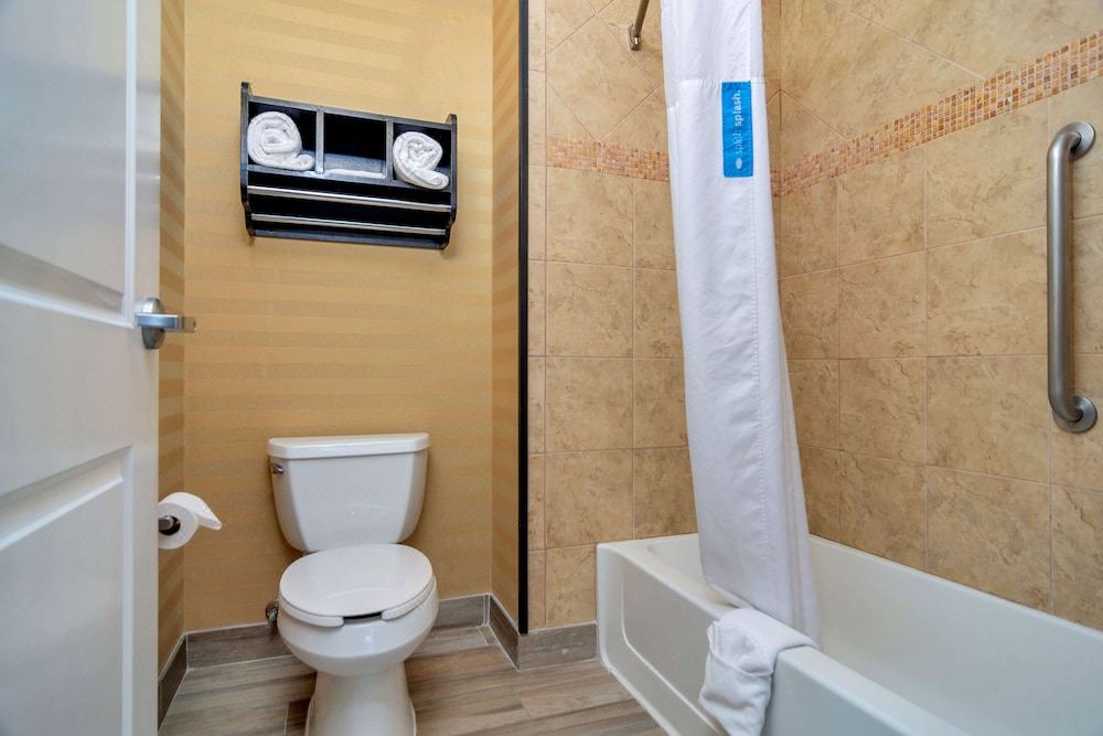 Photo of Bathroom in Fossil Creek