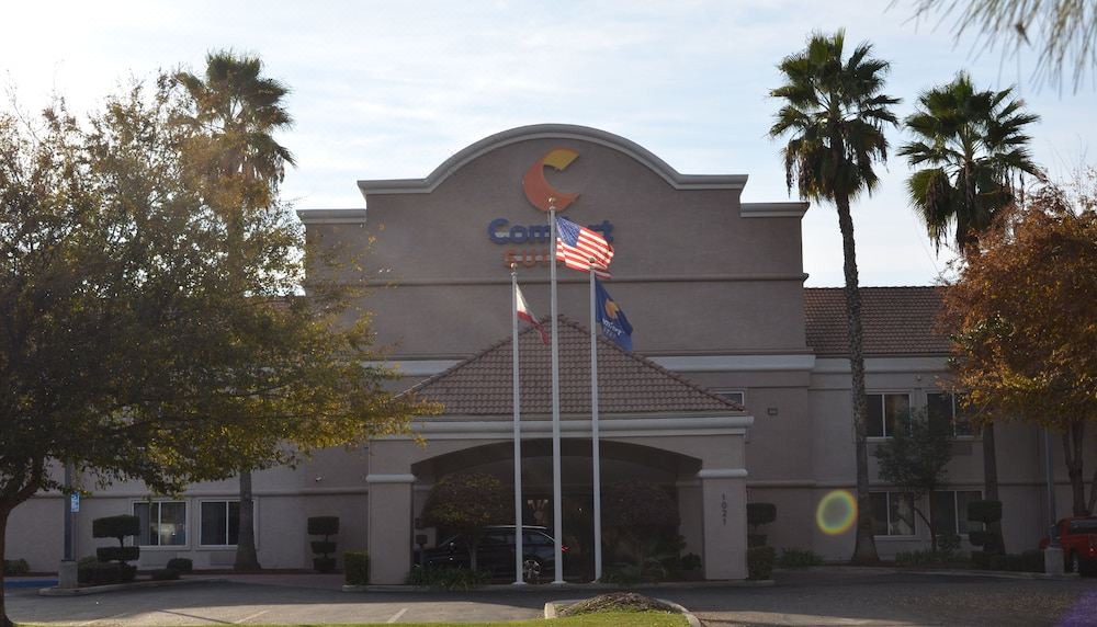 Photo of Buildings in Tulare