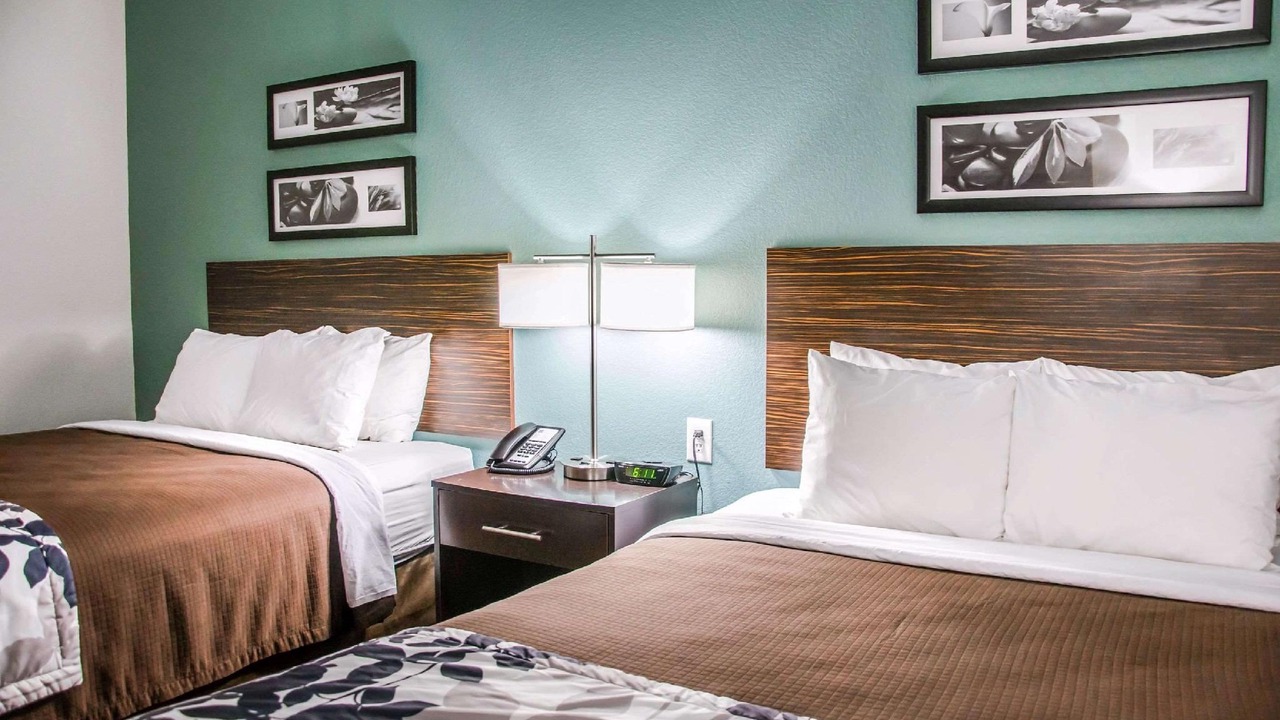Photo of Bedroom in Center
