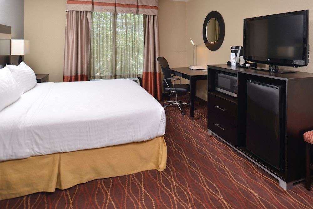 Photo of Bedroom in Sunset Valley